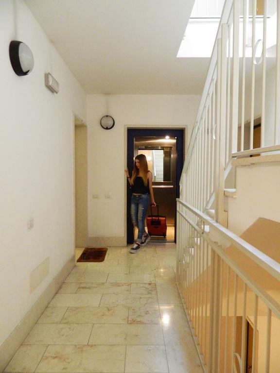 Casa Vacanze Le Terrazze Verona Phòng bức ảnh